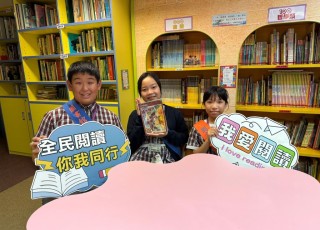 2526 圖書館領袖生照片